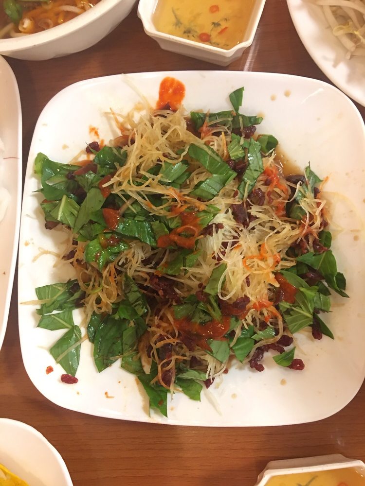 Vietnamese Papaya Salad with Jerky Beef