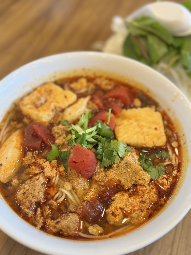Bun Rieu