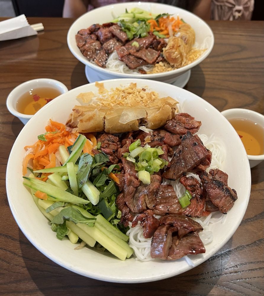 Bún Thịt Nướng