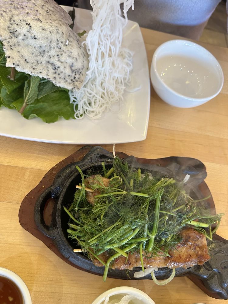 Chả Cá Thăng Long