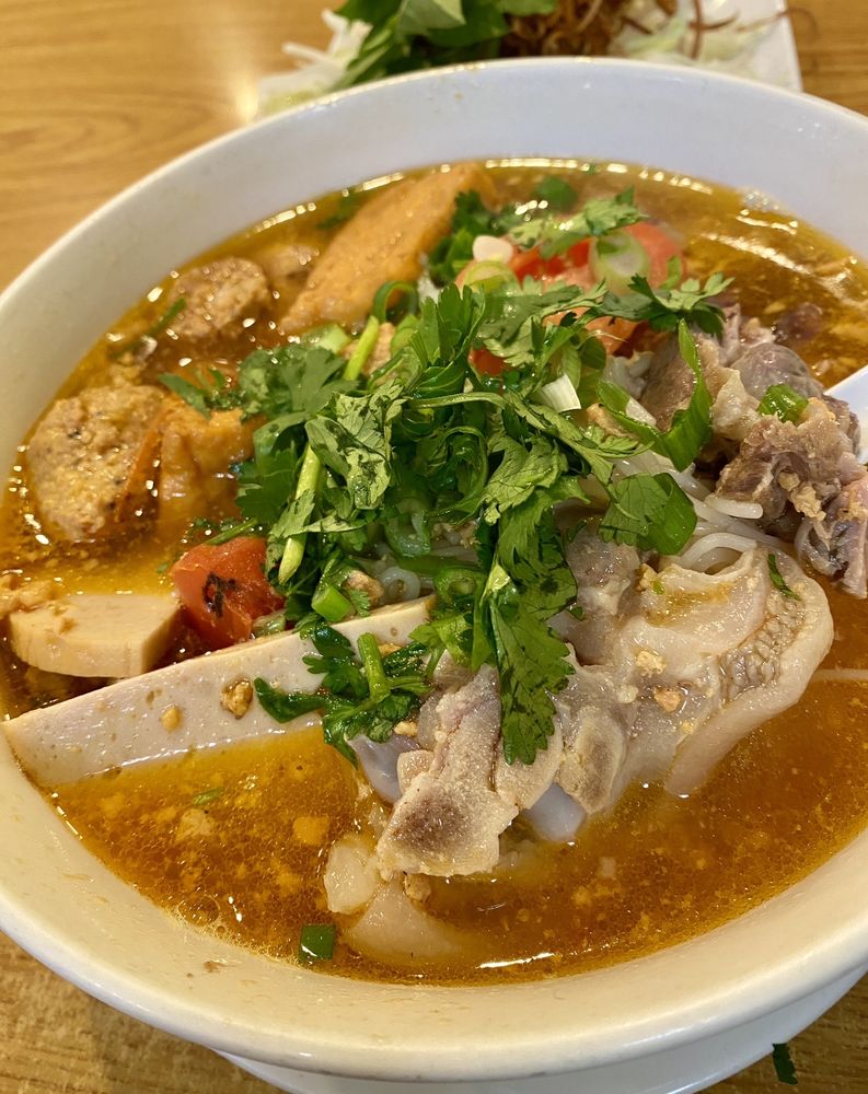 Bun Rieu