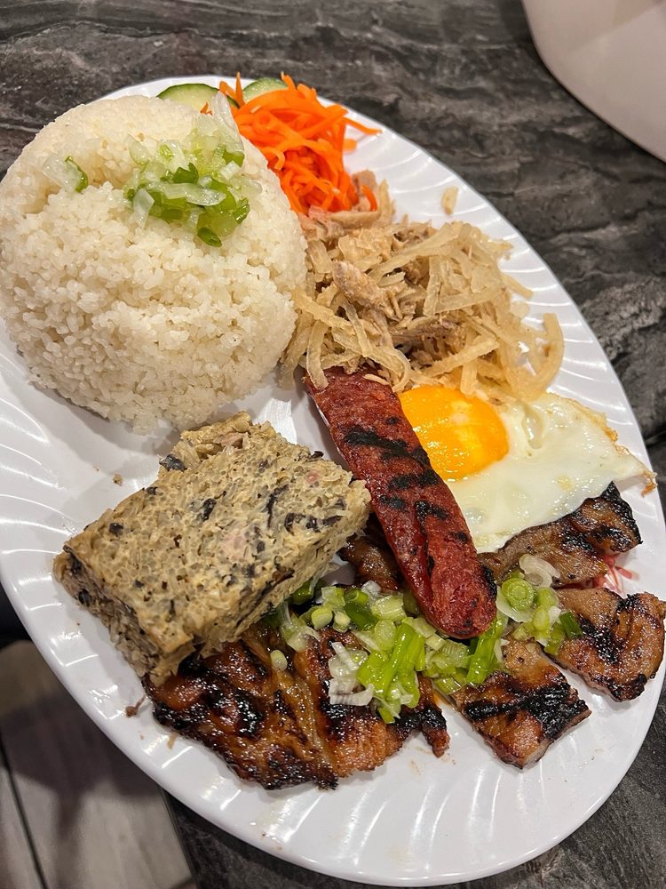 Com Tam Bi Suon Cha Trung