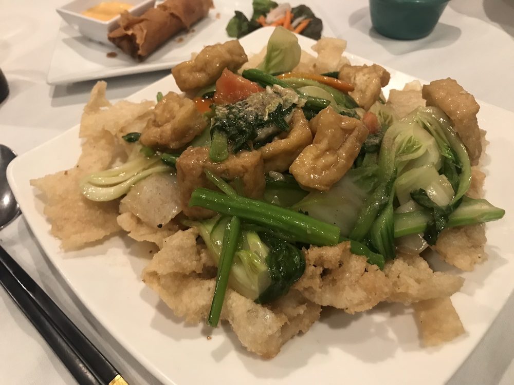 Crispy Rice Noodles W/stir Fried Mixed Vegetable and Tofu