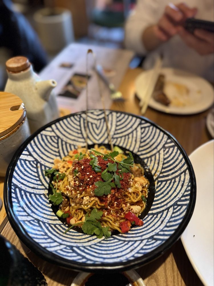 Hot Chili Oil Peanut Noodles