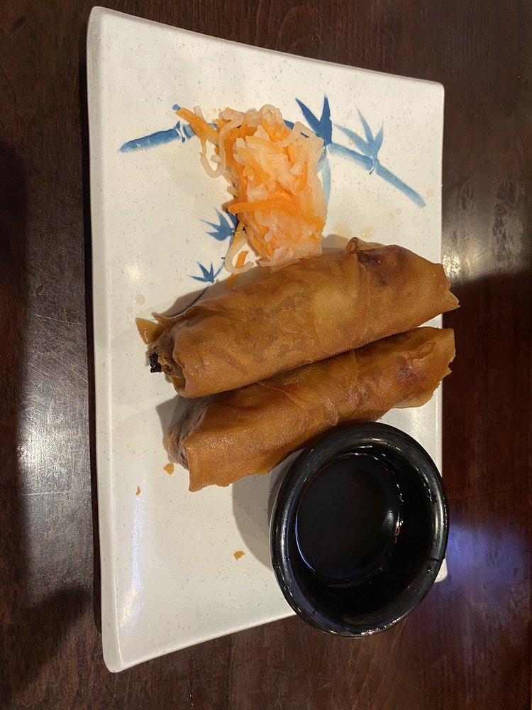 3b. Vegetarian Crispy Rolls