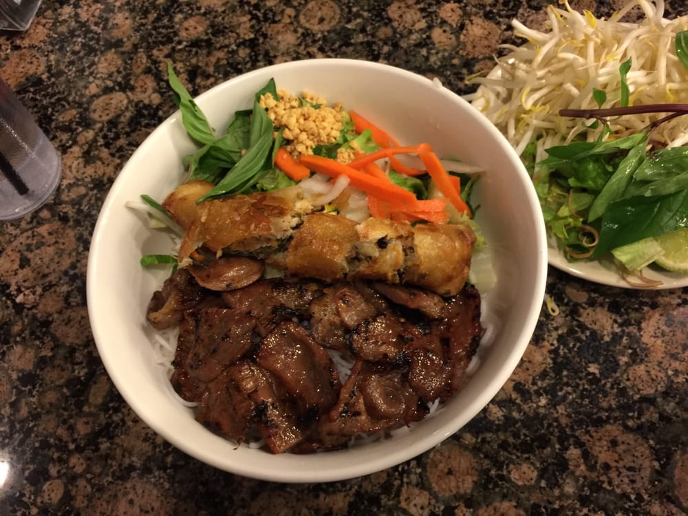 Rice Noodles Veggies / Bánh Phở Xào Chay