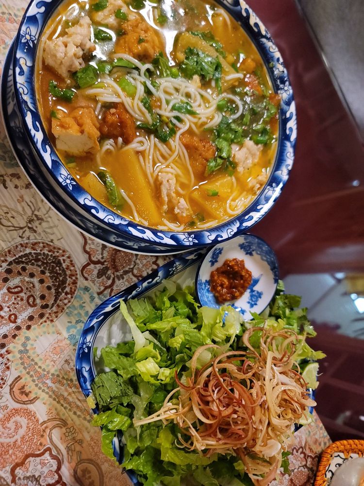 Banh Canh Cha Ca