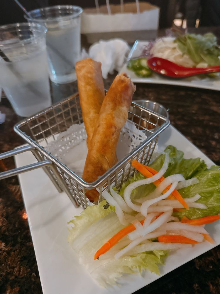 Grilled Shrimp + Spring Roll W/vermicelli