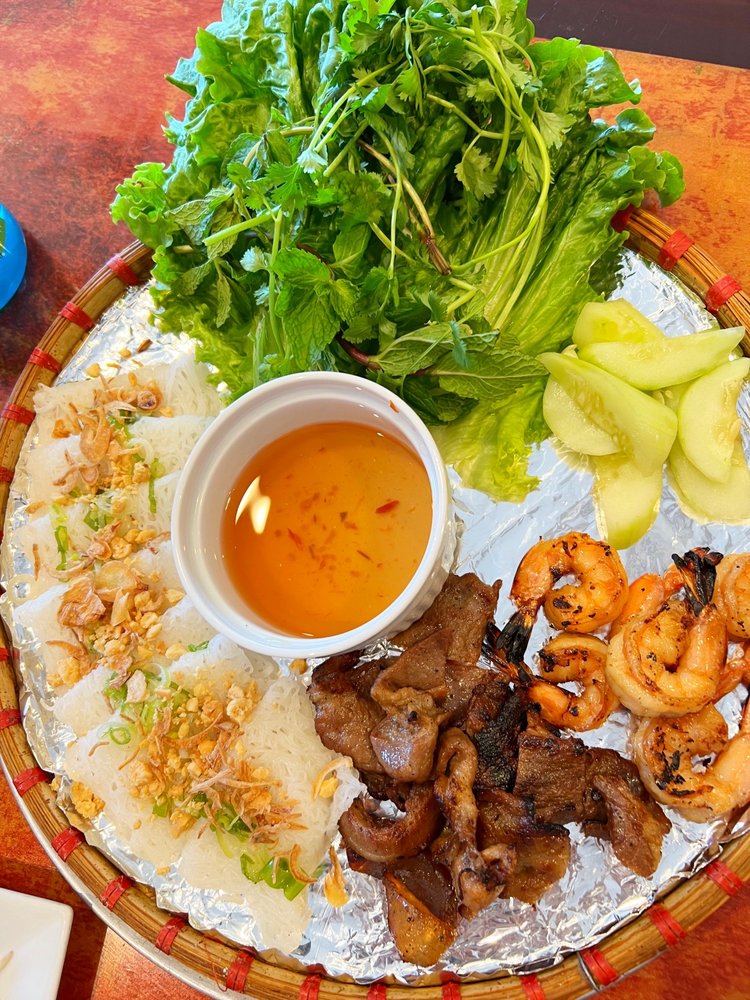 B13 Banh Hoi Thit Nuong