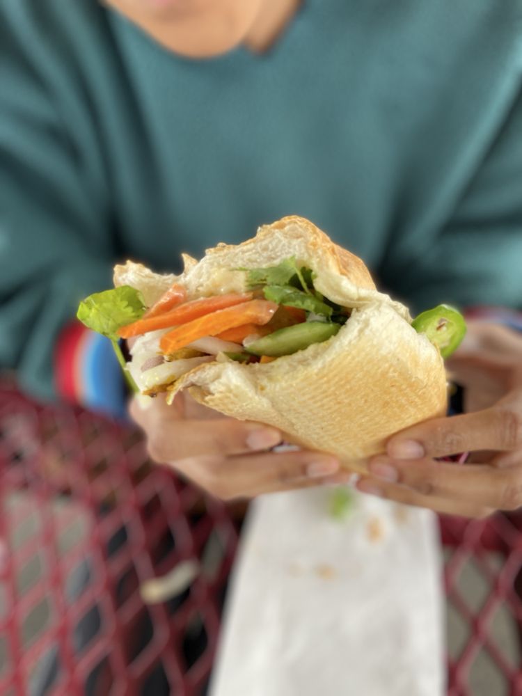 Bnh M Vegetarian Lemongrass Seitan