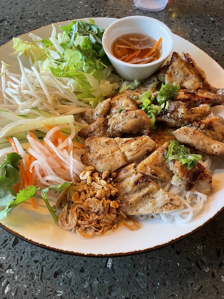 Grilled Chicken Vermicelli