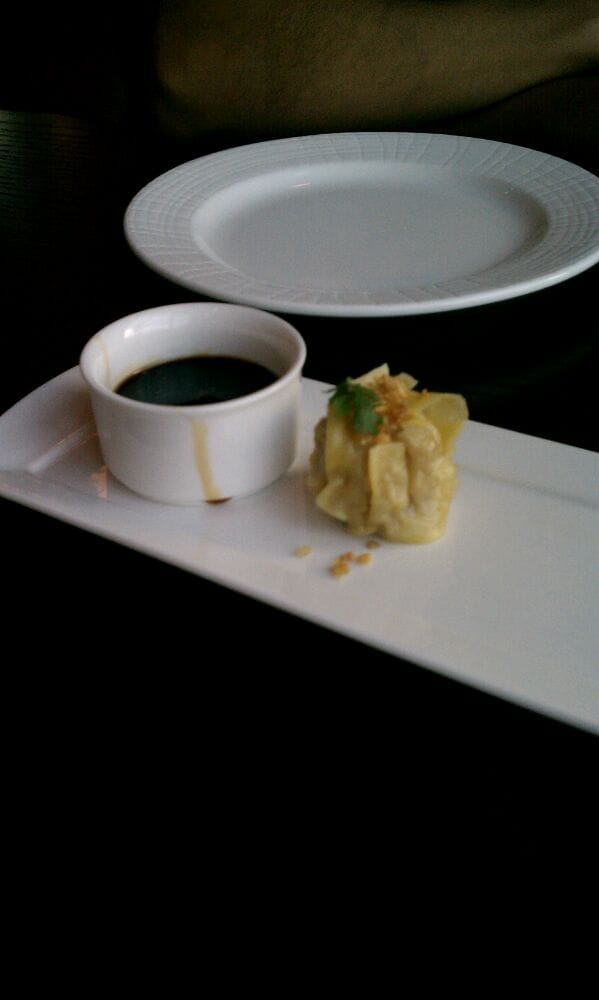 Kanom Jeeb Dumplings