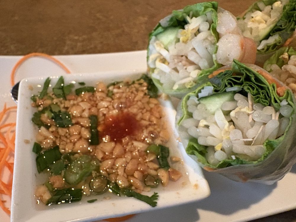 Fresh Vietnamese Summer Roll