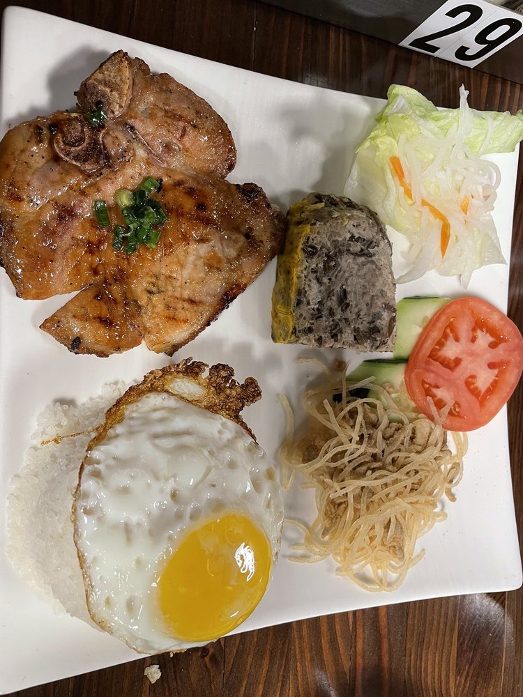 Cơm Suòn Đặc Biệt / Pork Chop Combo Rice