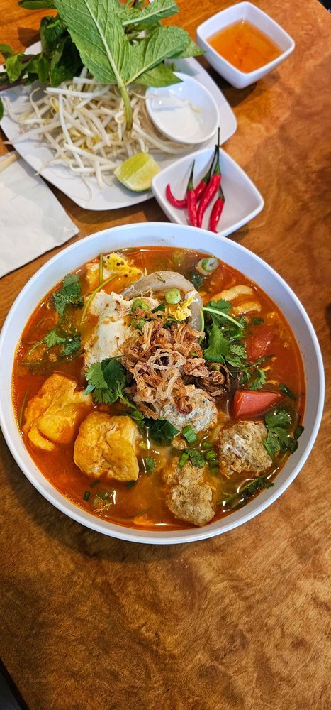 Bun Rieu