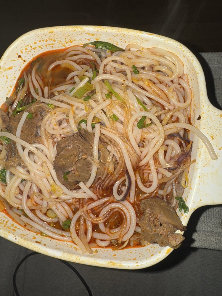 Bun Bo Nuong Cha Gio