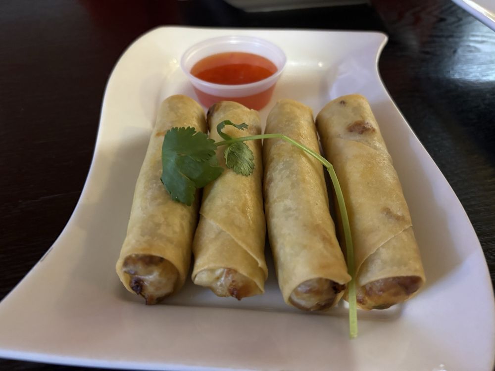 4 Spring Rolls