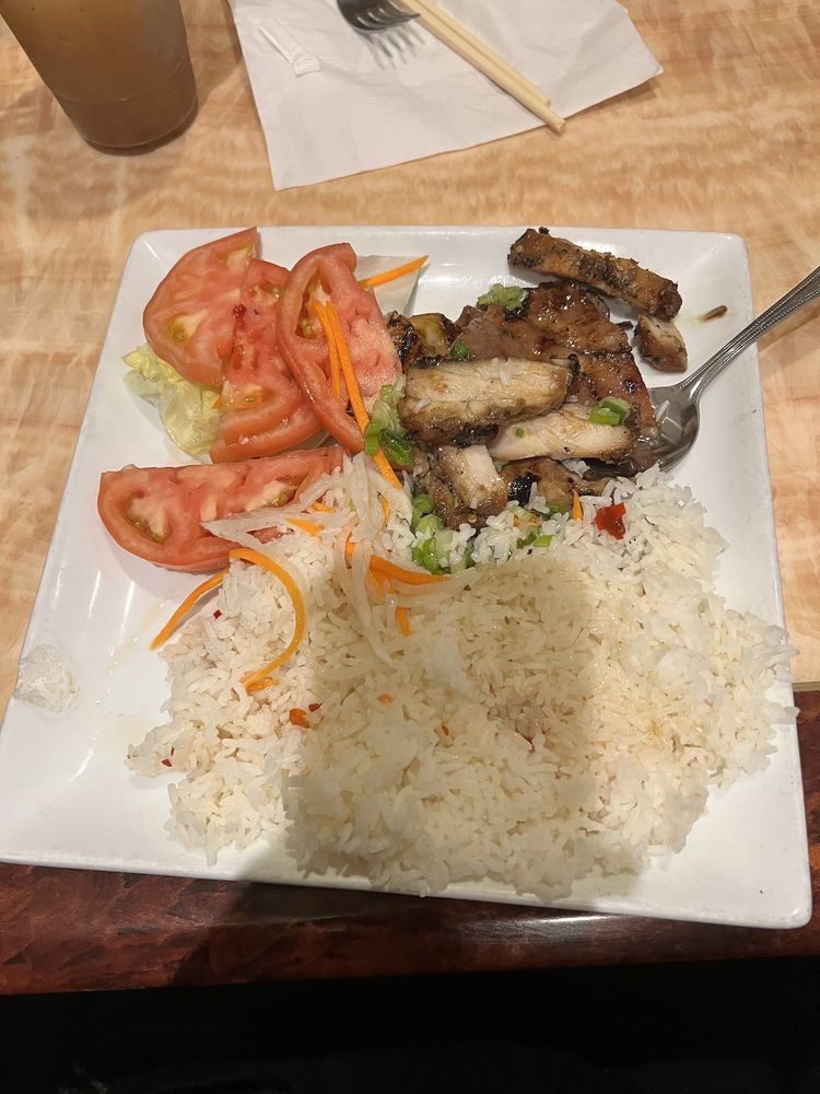 Hanoi Deluxe Vermicelli