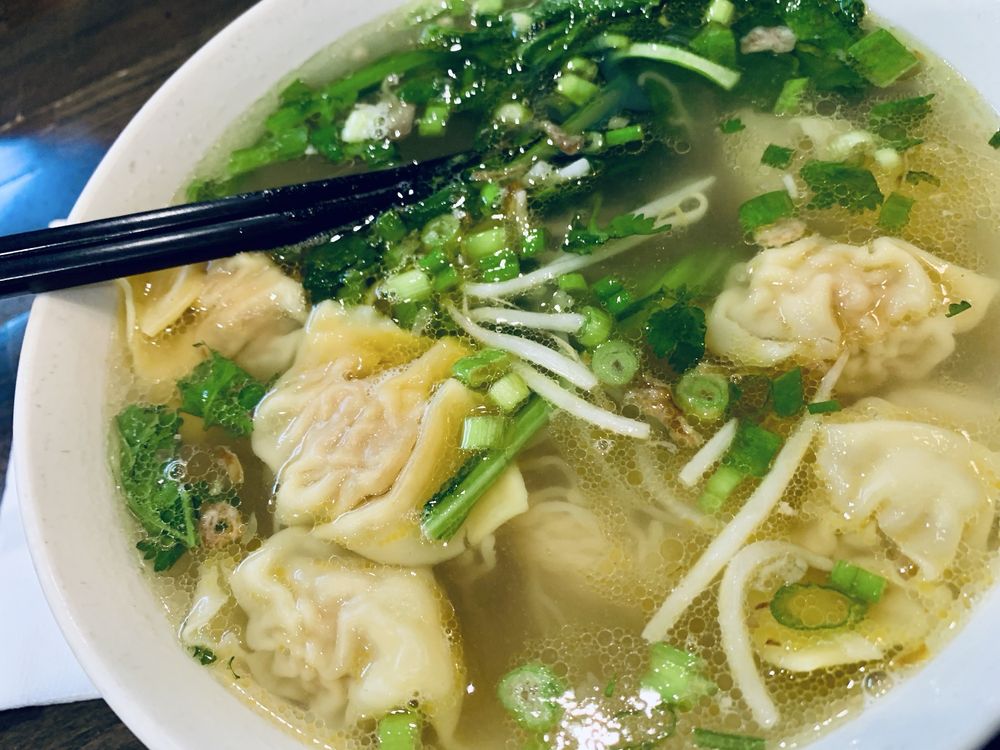 H8-wonton Noodle Soup