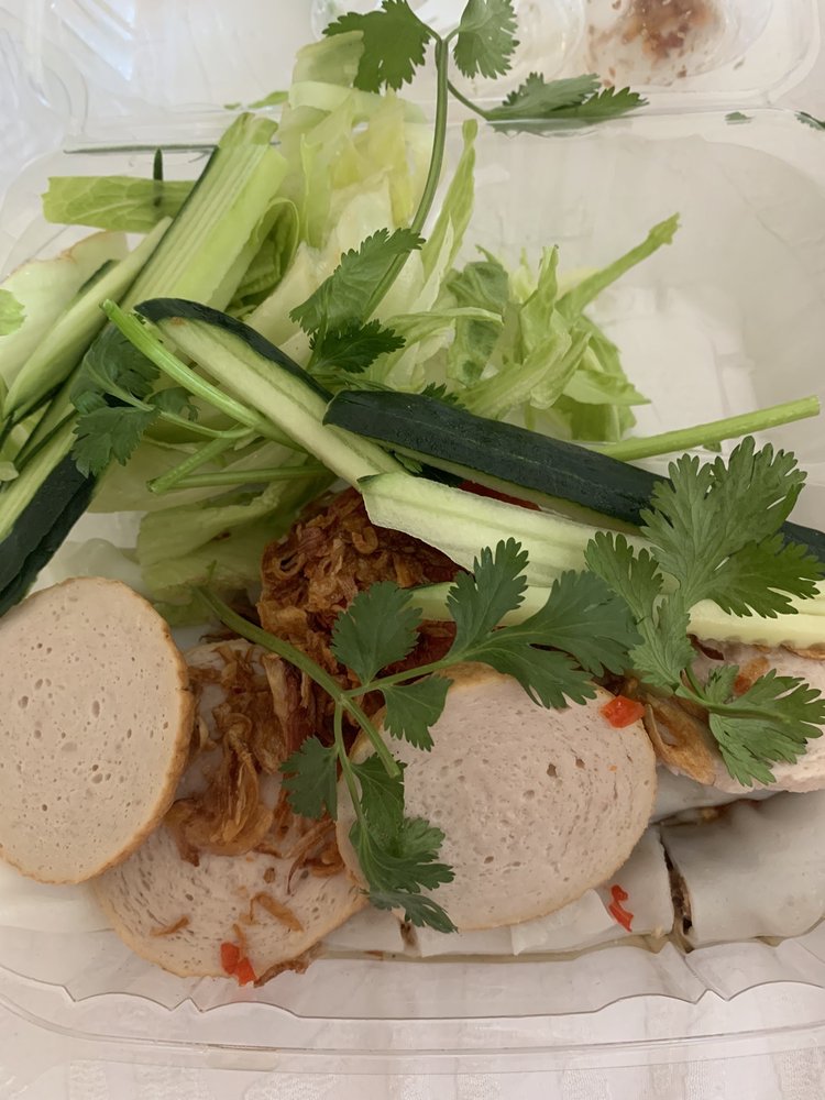 Stuffed Rice Crepes with Pork Bologna - Bánh Cuốn Chả