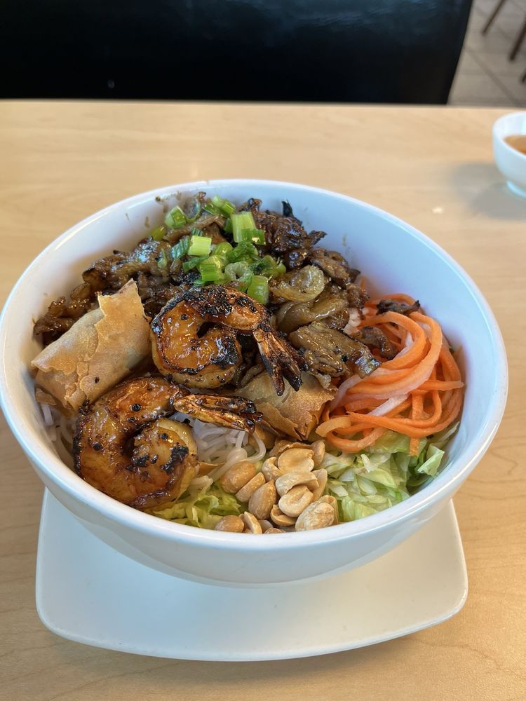 Gỏi Cuốn / Fresh Garden Spring Rolls