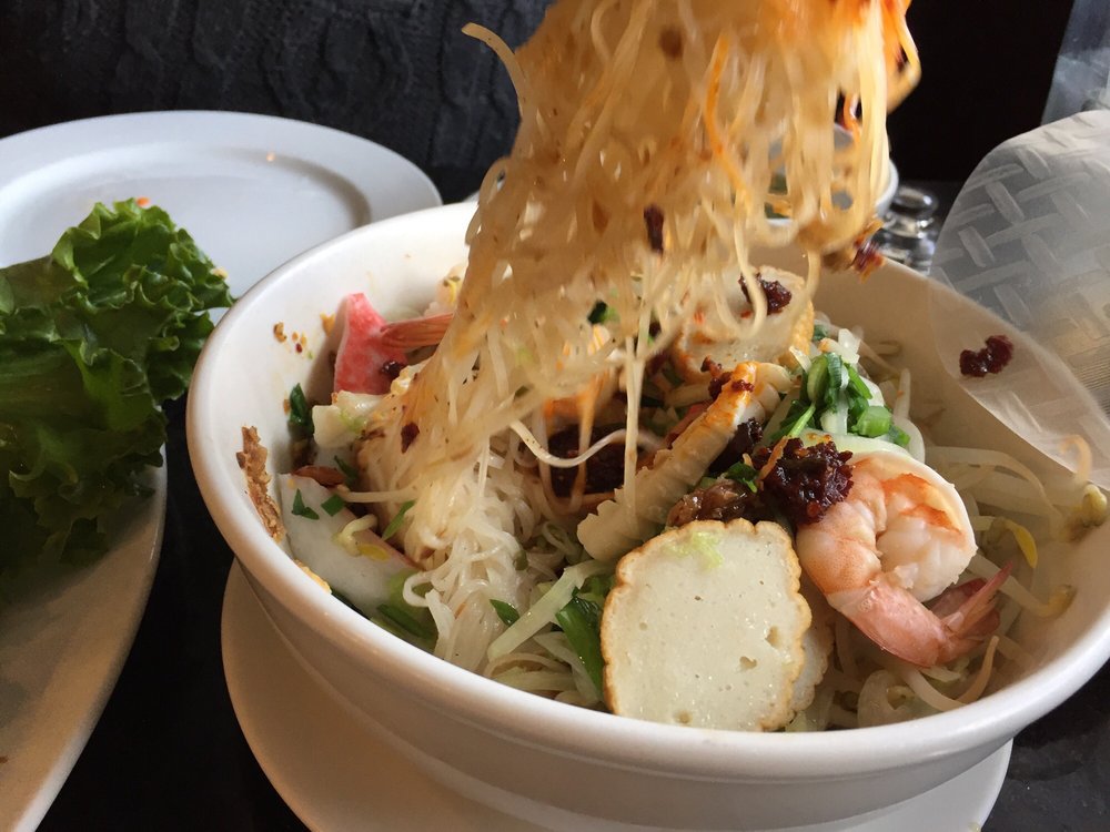 Seafood Rice Noodle Soup