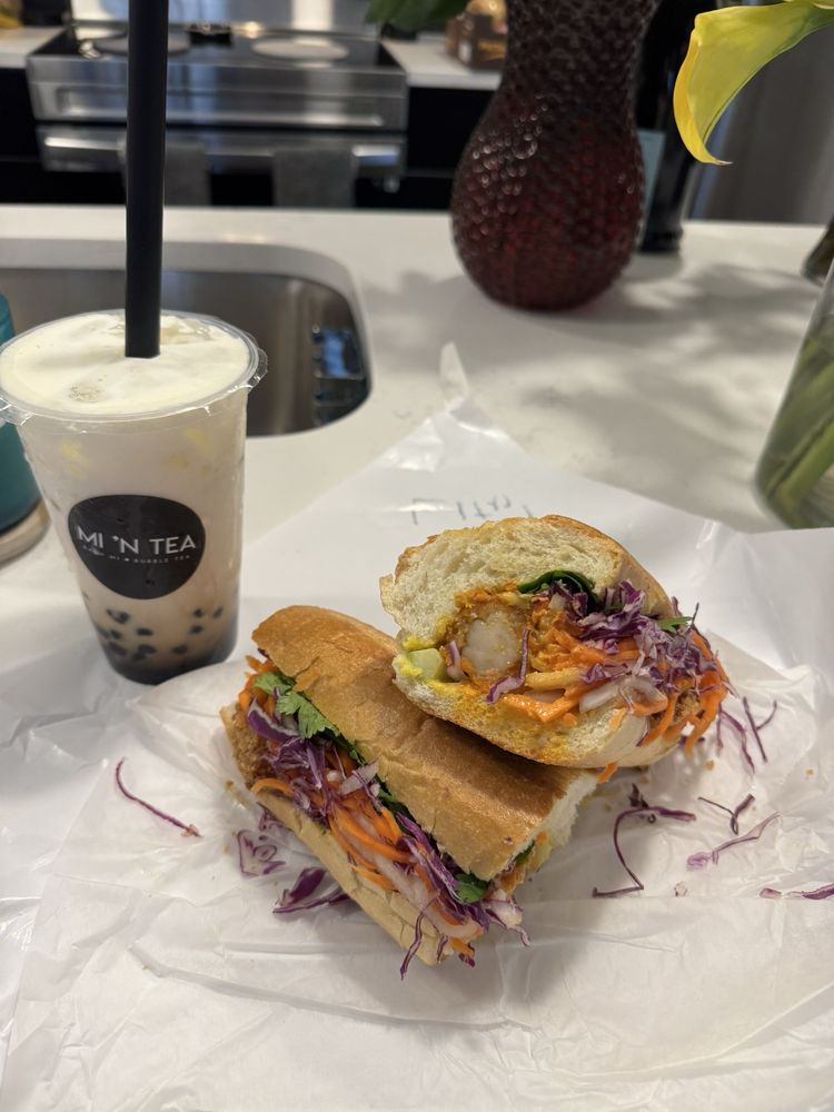 Crispy Shrimp Sandwich