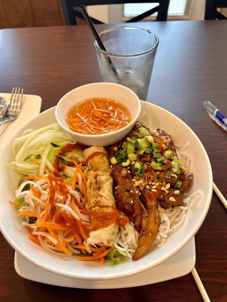 Spring Rolls / Chả Giò