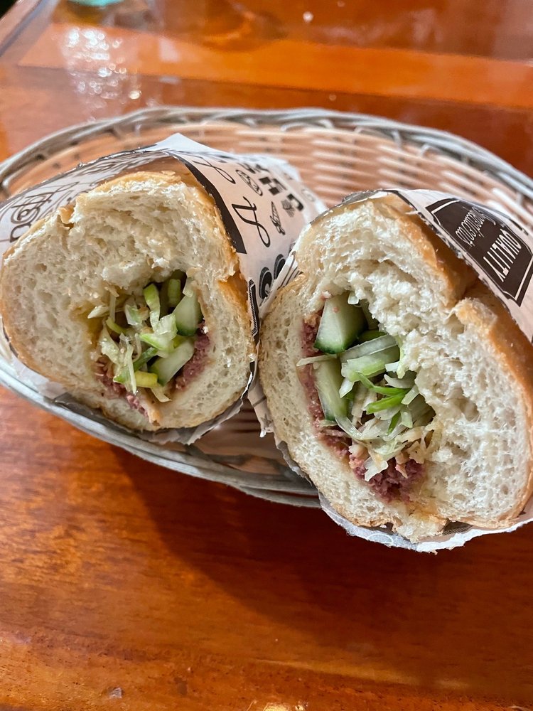 Pulled Chicken Sandwiches