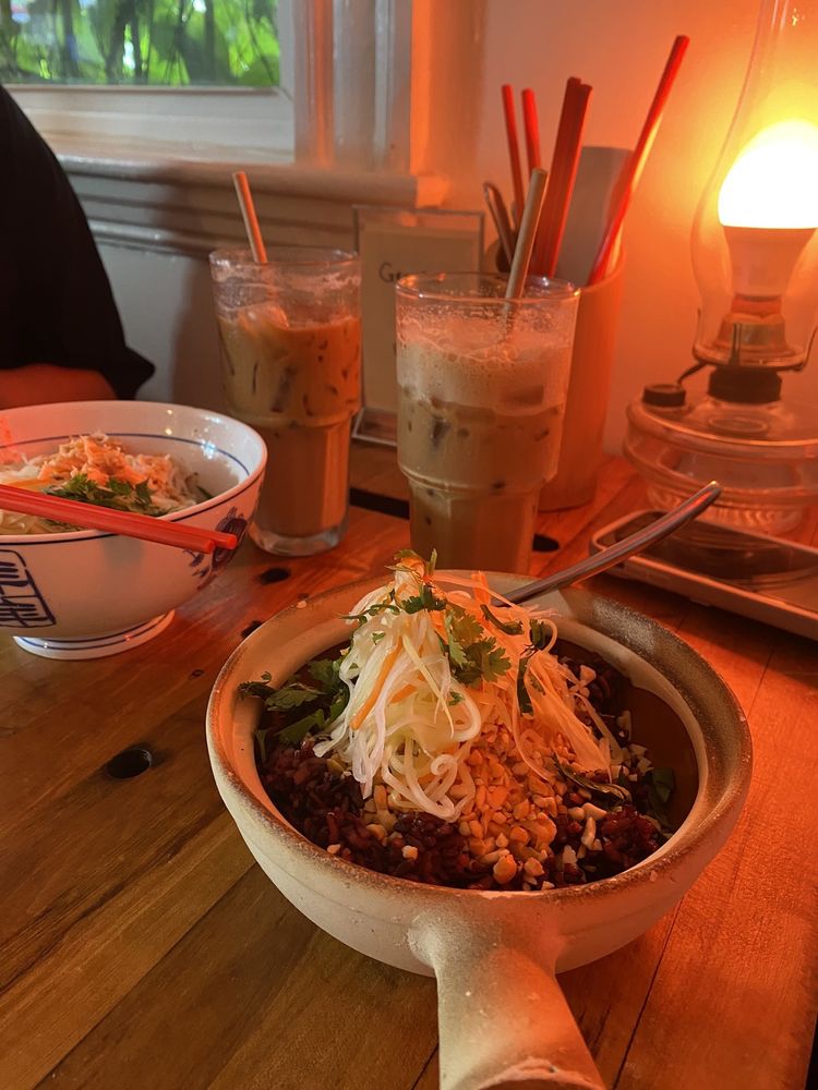 Lemongrass Chicken Noodle Bowl