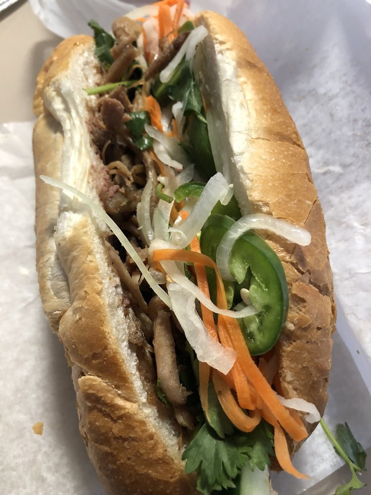 Chicken Banh Mi