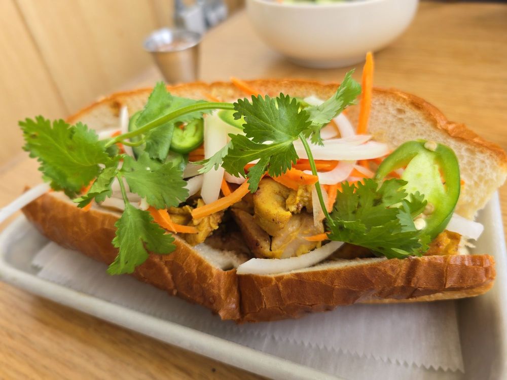 Chicken Banh Mi