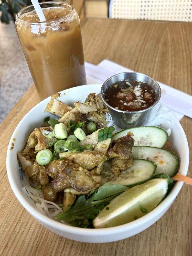 Lemon Grass Chicken Noodle