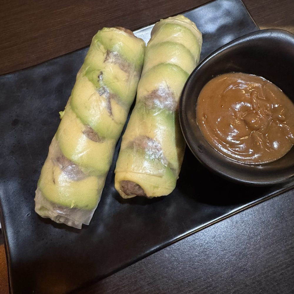 Avocado Beef Fresh Rolls
