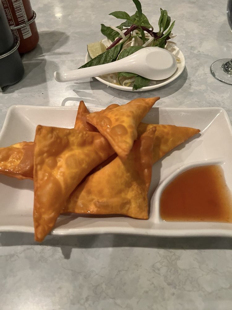 Crab Rangoon