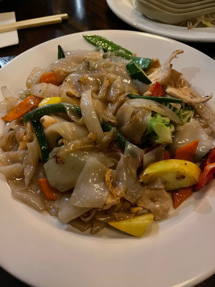 Flat Rice Noodles