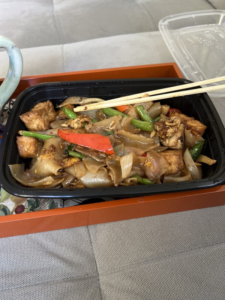 Drunken Noodles