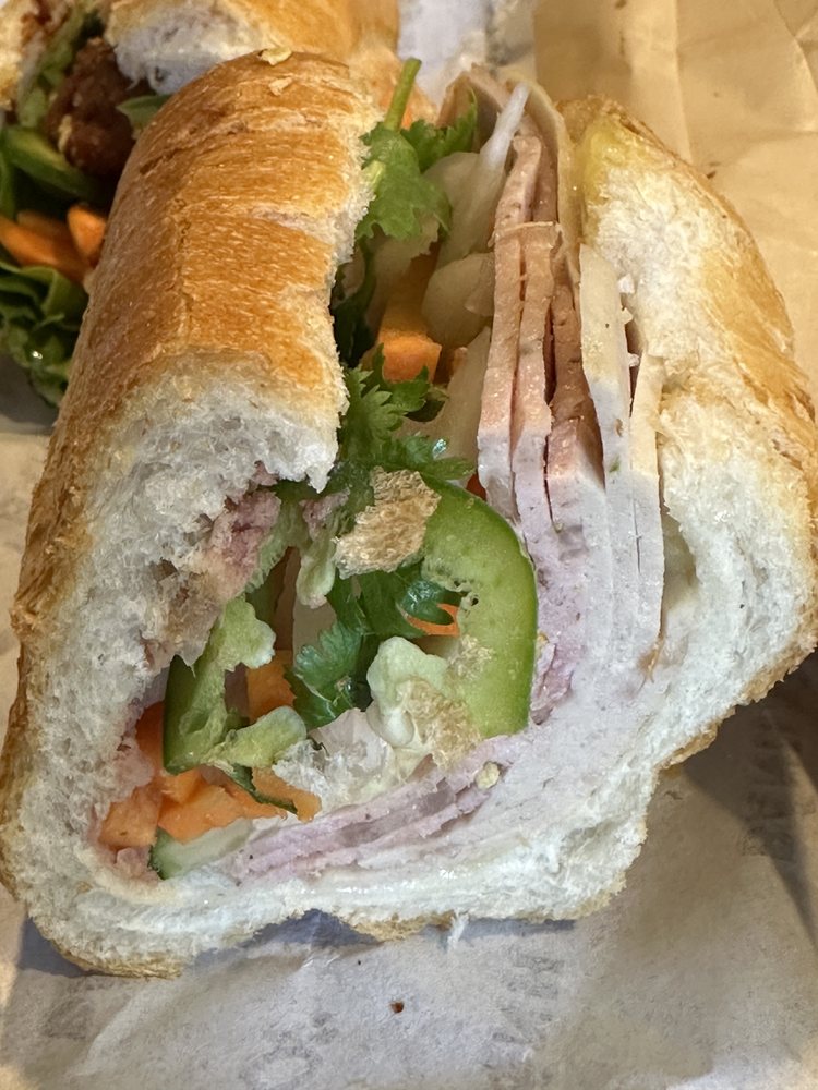 Traditional Cold Cuts Sandwich