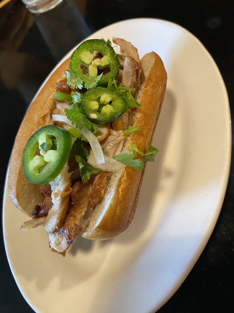 Chicken Bahn Mi