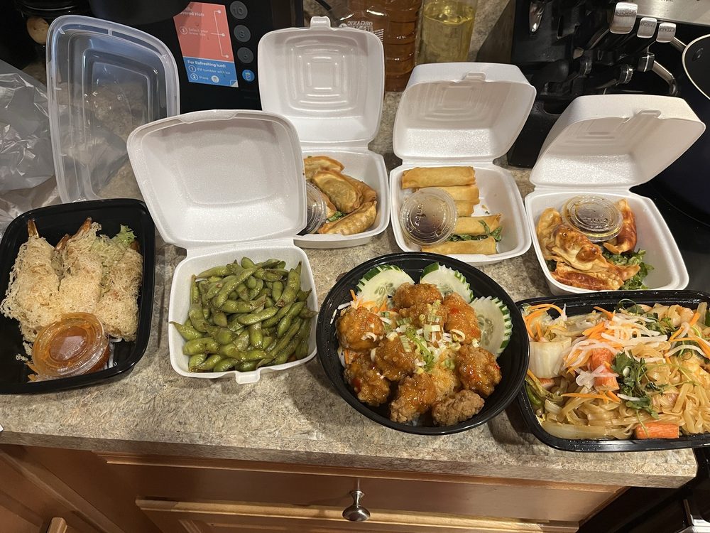 Fried Chicken Spring Rolls