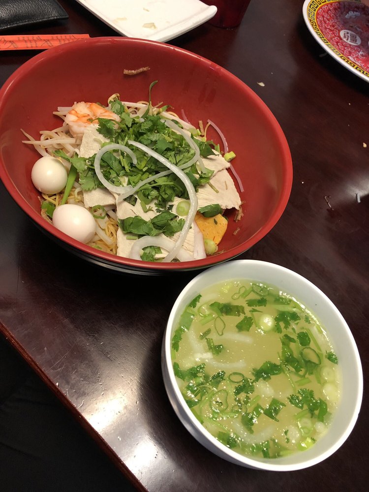 Special Egg Noodle Soup