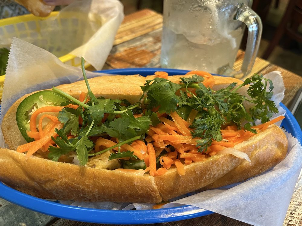 Banh Mi Dac Biet