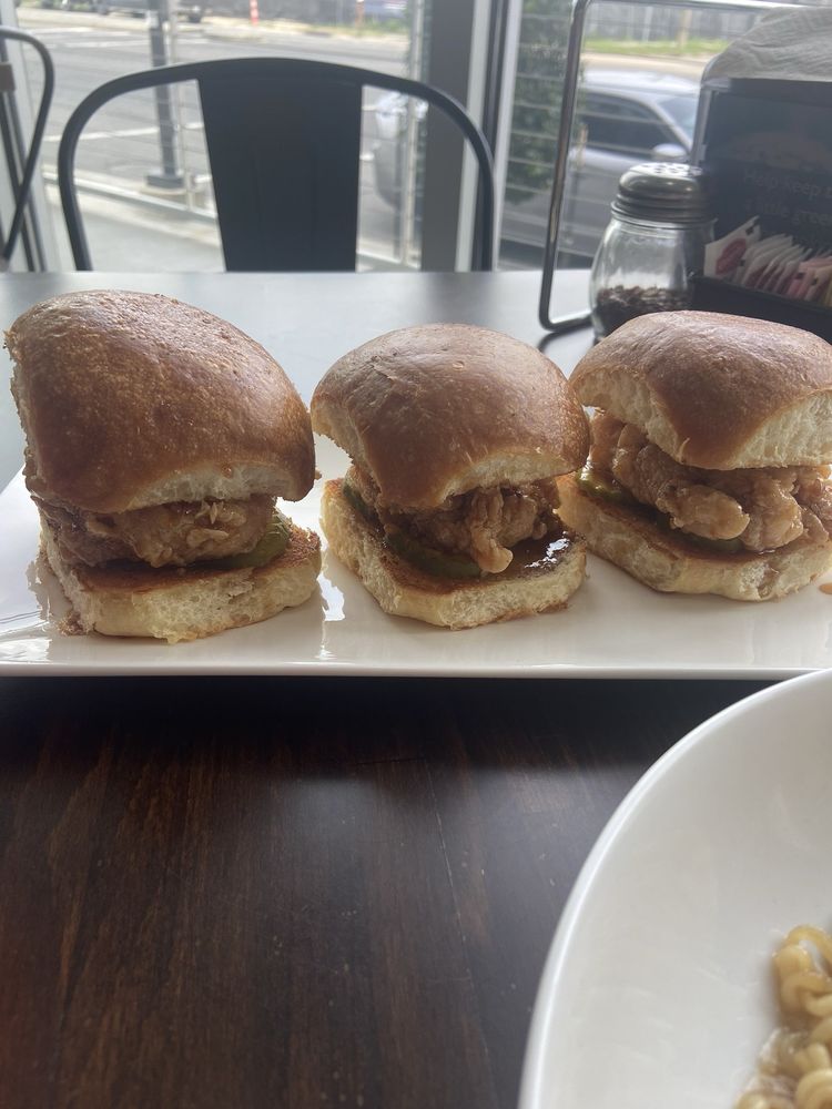 Hot Honey Chicken Sliders