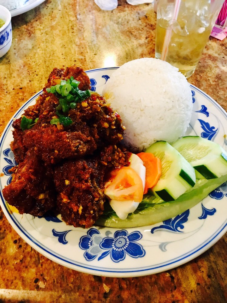 Spicy Lemongrass Frogs Legs