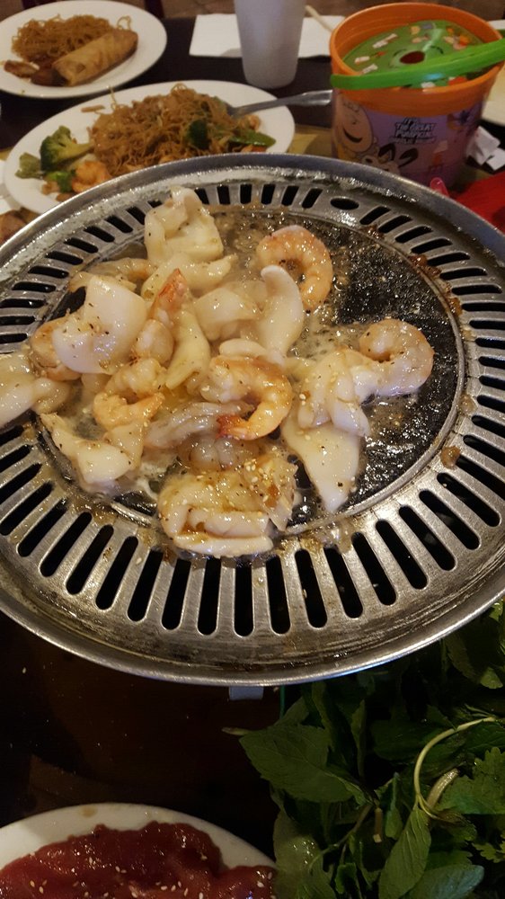 Beef, Shrimp & Squid Bo, Tom, Muc Nuong