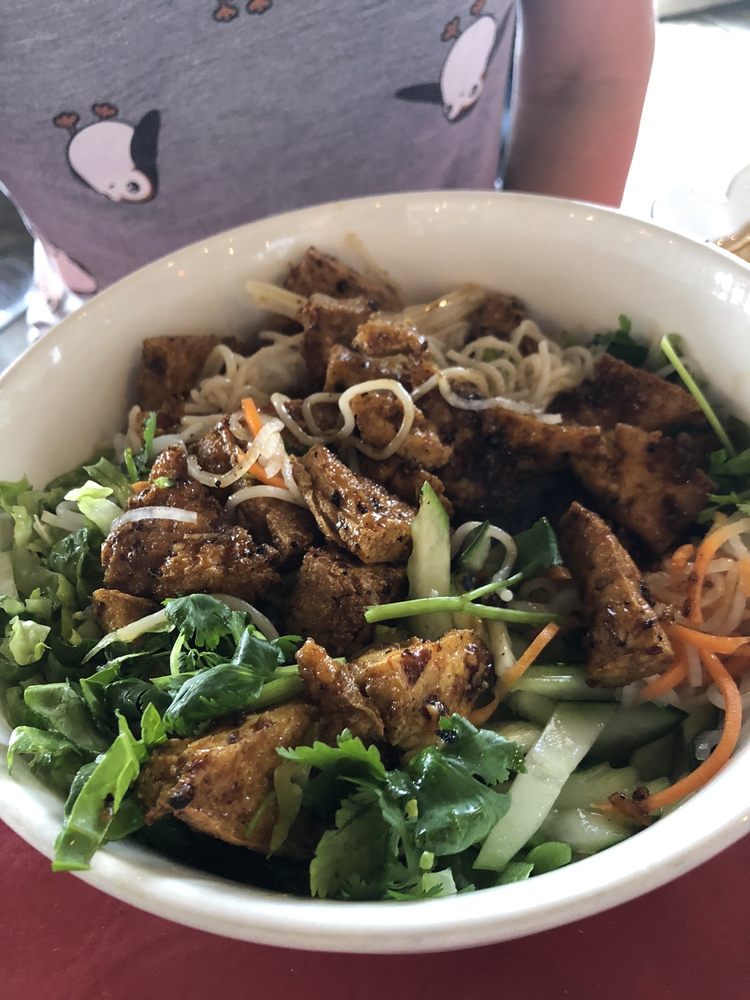 Stir-fried Tofu with Lemongrass