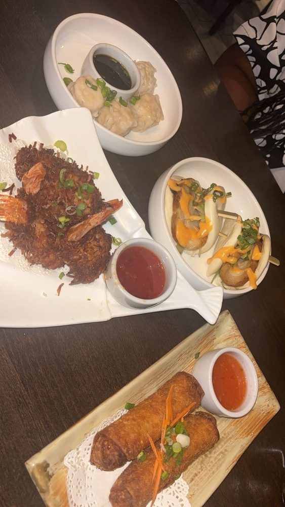 Crispy Veggie Egg Roll