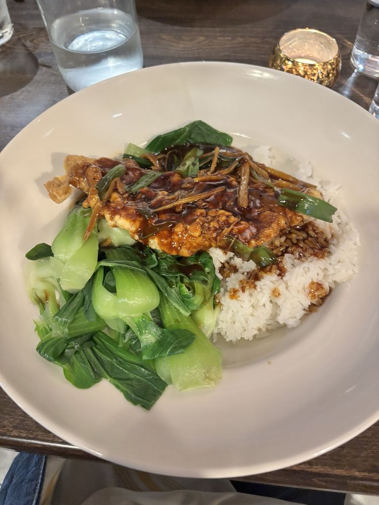 V 4. Stir-fried Baby Bok Choy