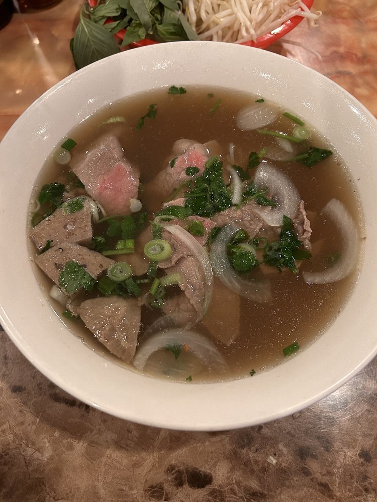 Eye Round Pho