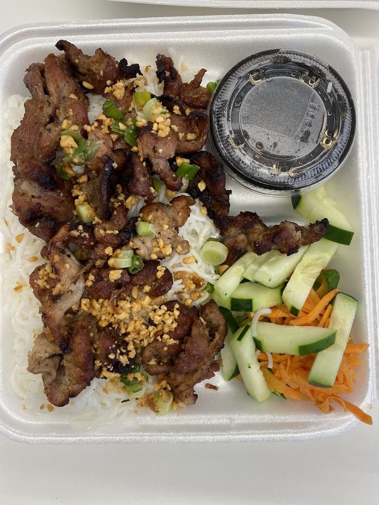 Vermicelli with Char-grilled Pork